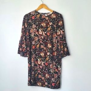 𝅺h&m Womens Black and Floral Flounce Sleeve Short Dress Size 10